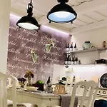 Kál Kőve és Bortéka Casa de Férias