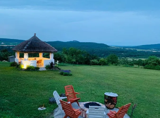 Ferienhaus Kal Kove Vendeghaz Es Borteka Köveskál