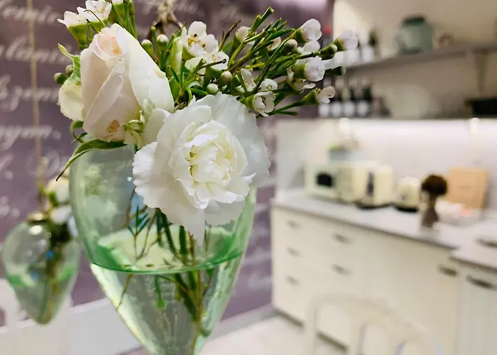 Kal Kove Vendeghaz Es Borteka * Köveskál