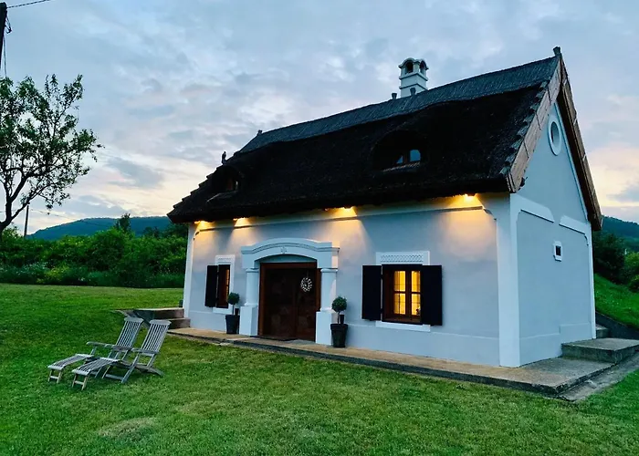 Kal Kove Vendeghaz Es Borteka