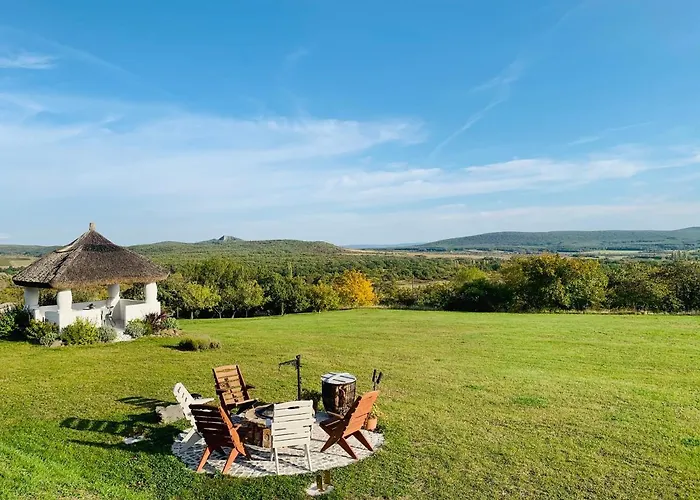 בית נופש Kal Kove Vendeghaz Es Borteka Köveskál